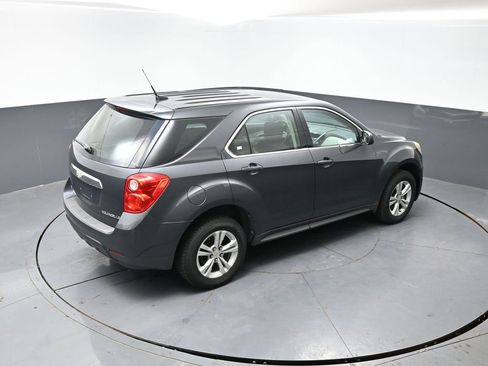 Used 2010 Chevrolet Equinox LS image 11