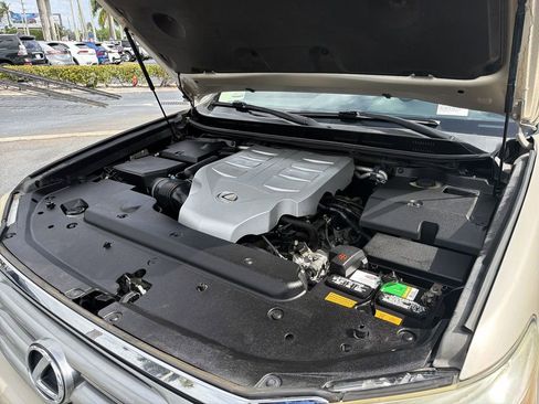 Used 2012 Lexus GX 460 w/ Comfort Plus Pkg image 29