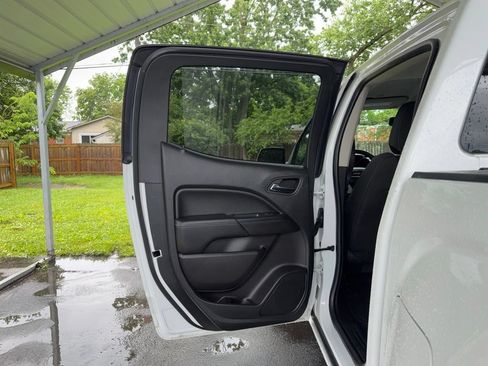 Used 2019 GMC Canyon SLE AWD/4WD image 25