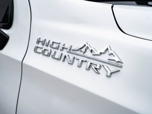 Used 2021 Chevrolet Tahoe High Country w/ Max Trailering Package AWD/4WD image 19