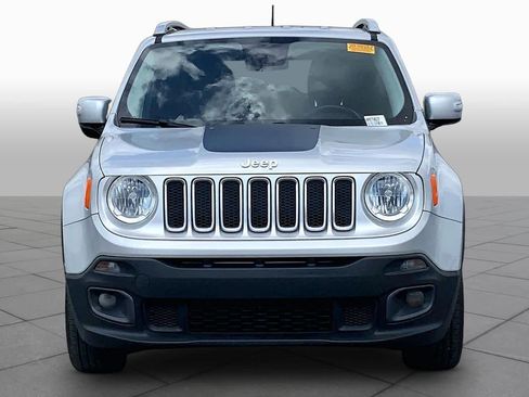 Used 2017 Jeep Renegade Limited image 4