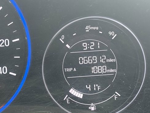 Used 2016 Honda HR-V EX image 10