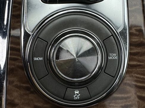 Used 2019 Nissan Armada Platinum w/ Captain's Chairs Package image 37