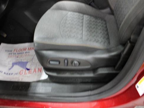 Used 2023 Chevrolet Equinox LT image 13