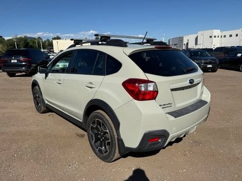 Used 2014 Subaru Crosstrek 2.0i Premium AWD/4WD image 3