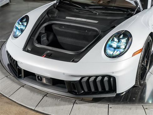 Certified 2026 Porsche 911 Targa 4 GTS image 25