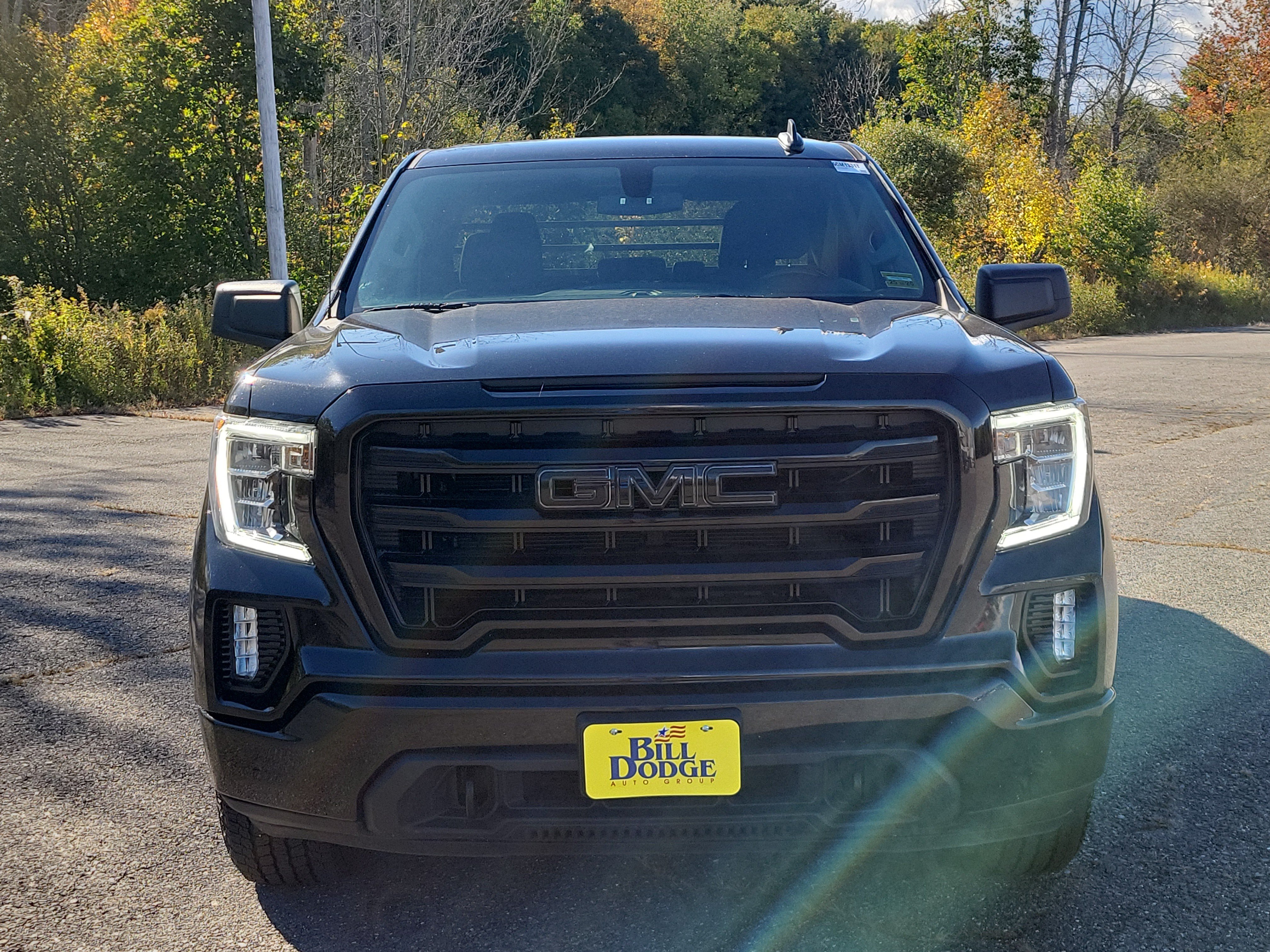 Used 2021 GMC Sierra 1500 Elevation w/ X31 Off-Road Package AWD/4WD image 2