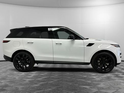 New 2026 Land Rover Range Rover Sport SE AWD/4WD image 6