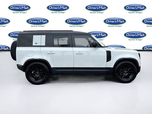 Used 2023 Land Rover Defender 110 S AWD/4WD image 8