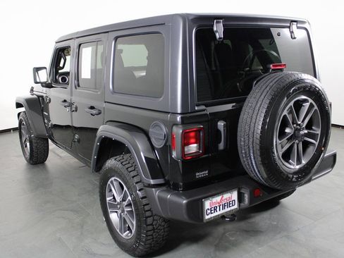 Used 2023 Jeep Wrangler Sahara image 3