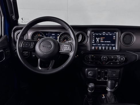 Used 2022 Jeep Gladiator Willys image 15