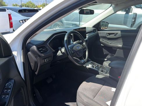Used 2023 Ford Escape Active w/ Tech Pack #1 FWD image 5