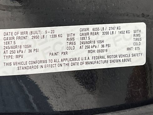 Used 2024 Chrysler Pacifica Limited FWD image 86