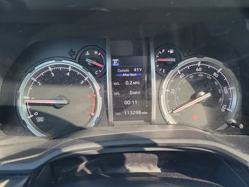 Certified 2020 Toyota 4Runner TRD Off-Road Premium w/ Moonroof Package image 30