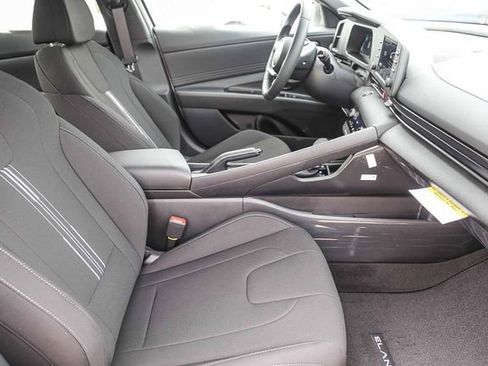 New 2026 Hyundai Elantra Sport FWD image 19
