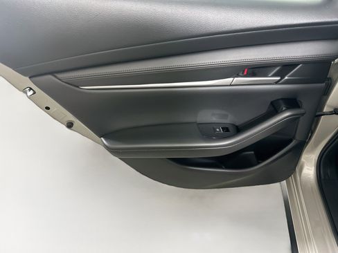 Used 2024 MAZDA MAZDA3 s FWD image 24