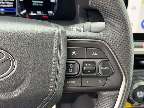 Used 2026 Toyota Tacoma Limited AWD/4WD image 12