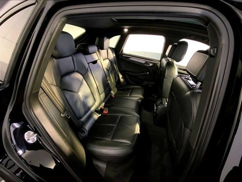 Certified 2018 Porsche Macan AWD/4WD image 23
