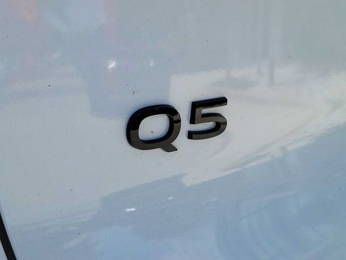 Certified 2025 Audi Q5 Premium Plus w/ Premium Plus AWD/4WD image 21