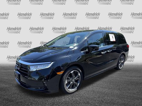 Used 2024 Honda Odyssey Elite image 3