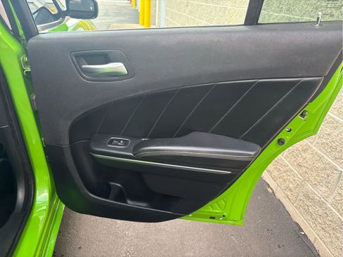 Used 2017 Dodge Charger R/T w/ Driver Convenience Group image 28