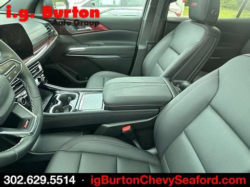 Used 2026 Chevrolet Traverse Z71 w/ Driver Confidence Package AWD/4WD image 4