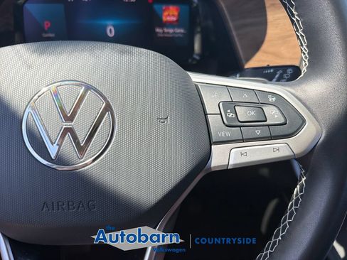 Certified 2024 Volkswagen Atlas SE AWD/4WD image 12