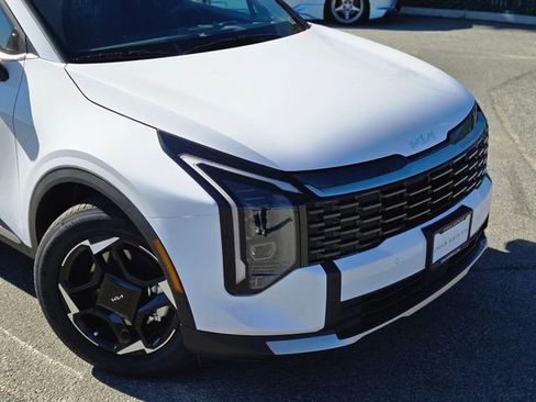 New 2026 Kia Sportage EX image 3