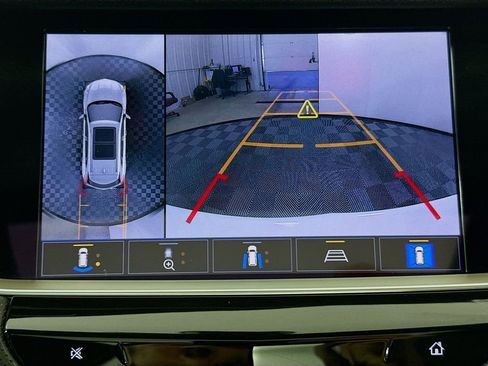 Used 2022 Cadillac XT5 Premium Luxury w/ Technology Package image 14