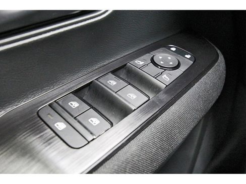 Certified 2025 Nissan Kicks S image 19