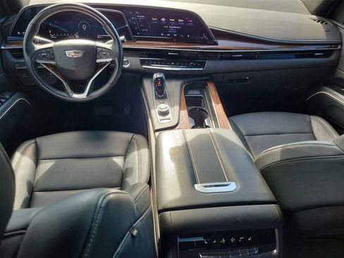 Certified 2023 Cadillac Escalade Luxury RWD image 19