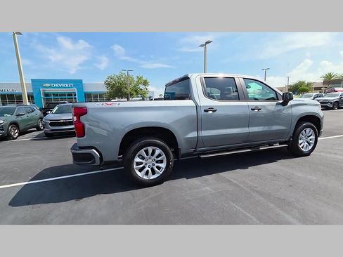 New 2026 Chevrolet Silverado 1500 Custom AWD/4WD image 18