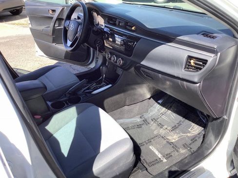 Used 2015 Toyota Corolla L w/ Body Protection Package #1 FWD image 33