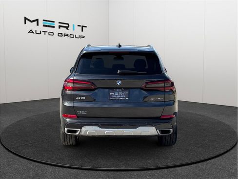 Used 2021 BMW X5 xDrive40i w/ Premium Package image 8