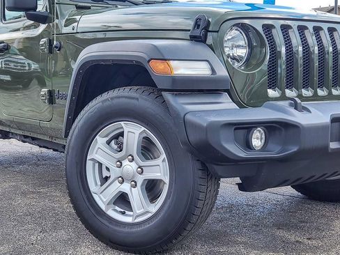 Certified 2022 Jeep Wrangler Unlimited Sport AWD/4WD image 4