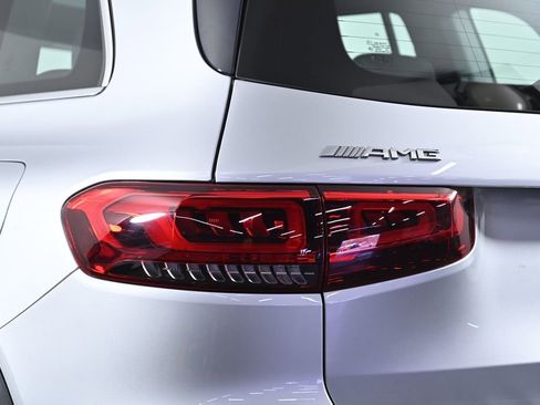 Used 2022 Mercedes-Benz GLB 35 AMG 4MATIC image 7