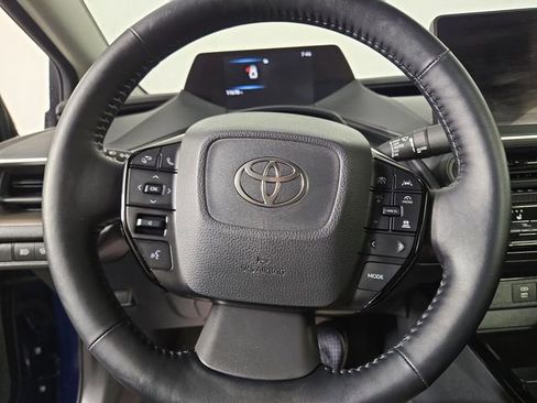 Used 2025 Toyota Prius XLE image 23
