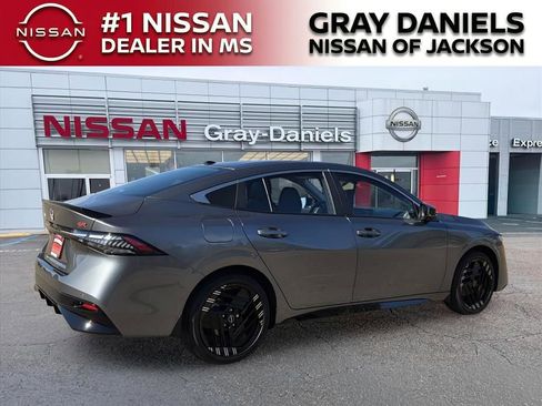 New 2026 Nissan Sentra SR w/ SR Premium Package FWD image 2