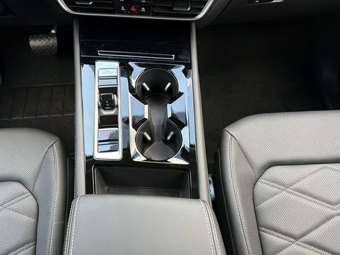 New 2026 Volkswagen Atlas SE FWD image 19