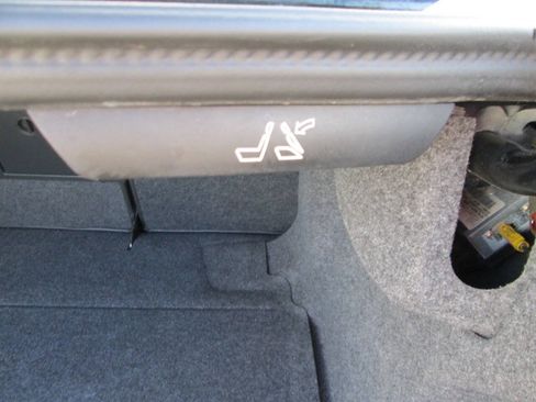 Used 2008 Saab 9-3 2.0T w/ Moonroof Package FWD image 44