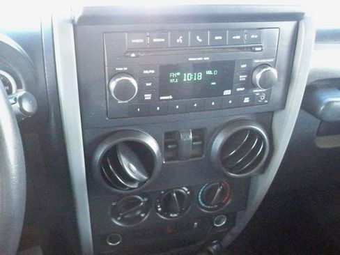 Used 2010 Jeep Wrangler Sport image 12