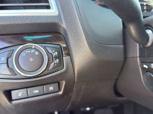 Used 2015 Ford Explorer Limited w/ Equipment Group 302A FWD image 17