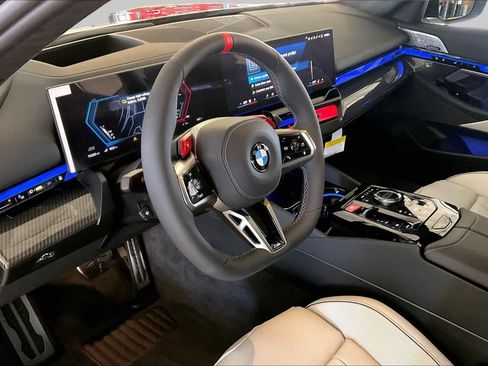 New 2027 BMW M5 w/ Executive Package AWD/4WD image 8
