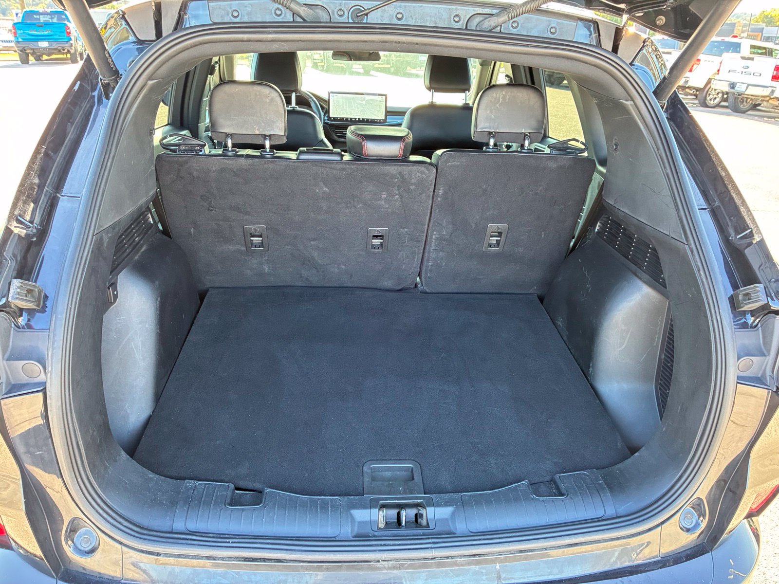 Used 2024 Ford Escape ST-Line w/ Tech Pack #1 FWD image 17