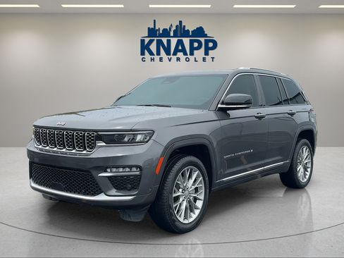 Used 2022 Jeep Grand Cherokee Summit w/ Luxury Tech Group V RWD image 1