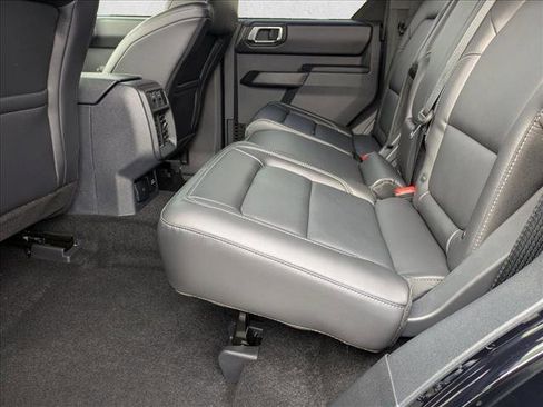 New 2025 Ford Bronco Outer Banks w/ Sasquatch Package image 8