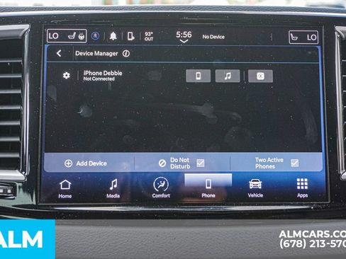 Used 2023 Chrysler Pacifica Touring-L FWD image 44