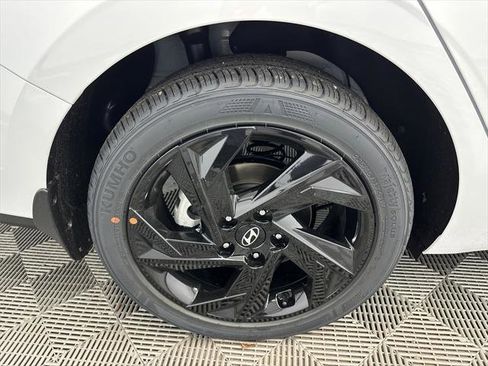 New 2026 Hyundai Elantra Sport image 17