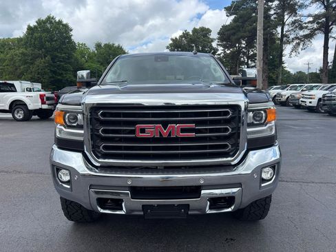 Used 2015 GMC Sierra 2500 SLT w/ Duramax Plus Package AWD/4WD image 3