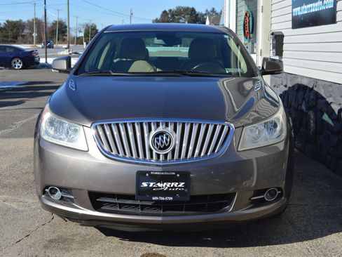 Used 2010 Buick LaCrosse CXL image 8